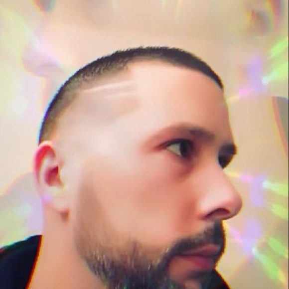 Meet your Posher, Ryan - Picture 1 of 1